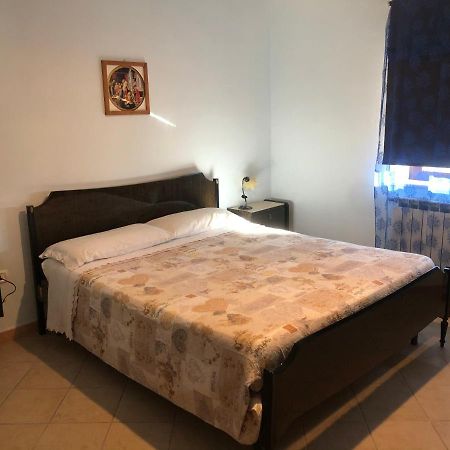 B&B Il Medioevo Pesche Esterno foto