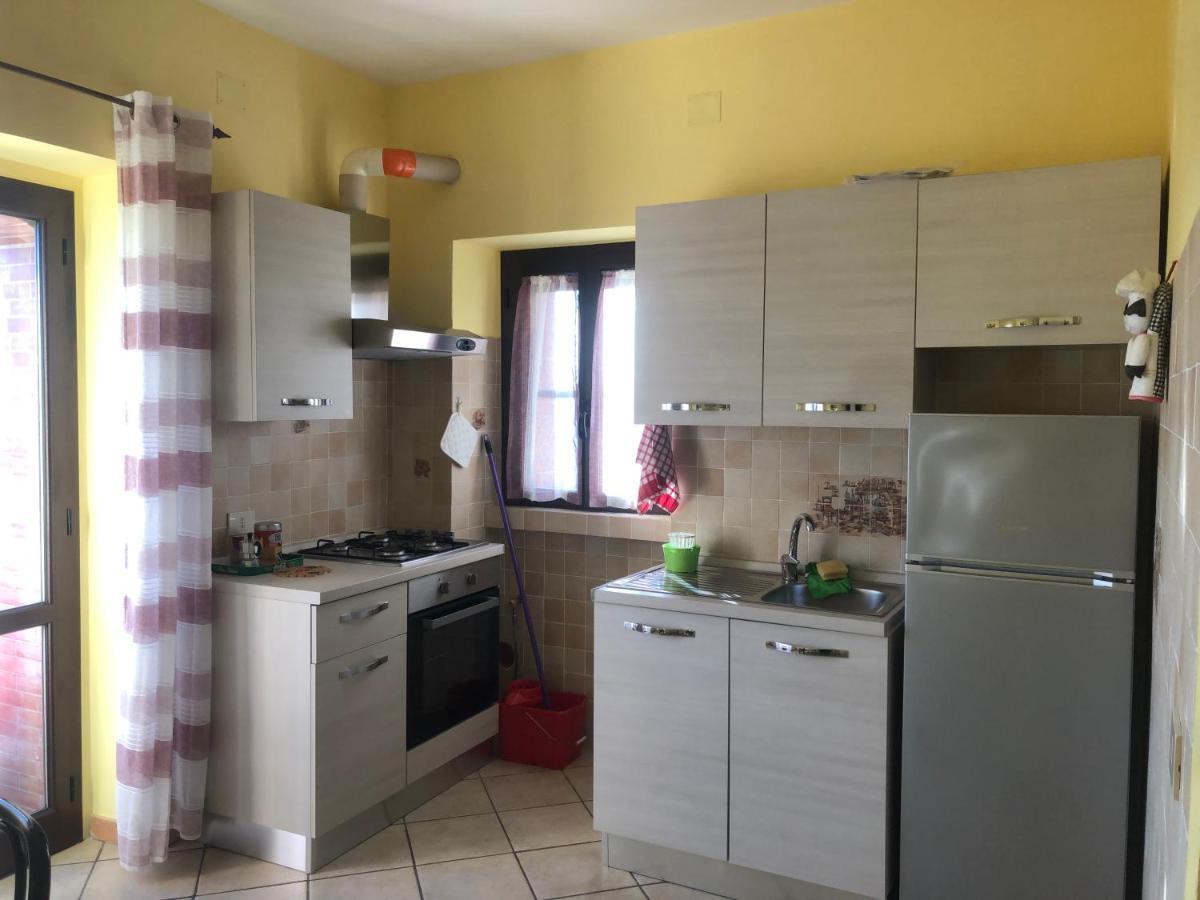 B&B Il Medioevo Pesche Esterno foto